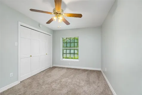 106 River Oaks Drive Baytown TX 77523