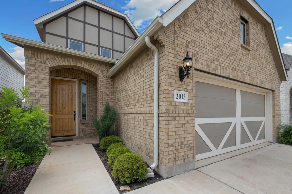 2013 Flametree Avenue New Braunfels TX 78132