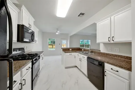 305 Crooked Pine Court Conroe TX 77304