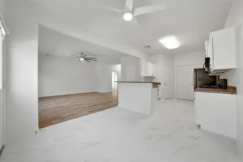 305 Crooked Pine Court Conroe TX 77304