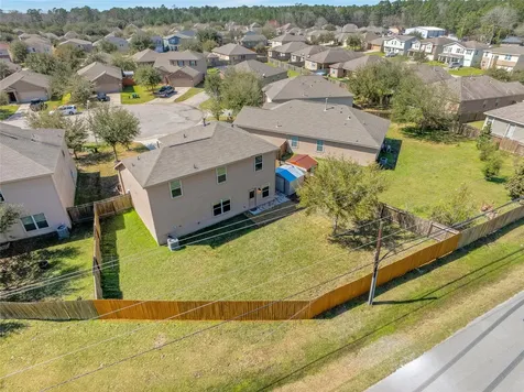 305 Crooked Pine Court Conroe TX 77304