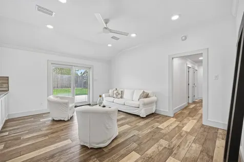 5926 Birdwood Road Houston TX 77074