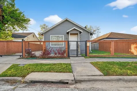 4520 Sharon Street Houston TX 77020