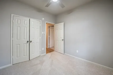 6103 Branch Lake Drive Houston TX 77066