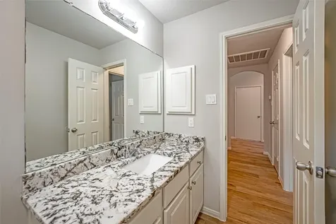6103 Branch Lake Drive Houston TX 77066