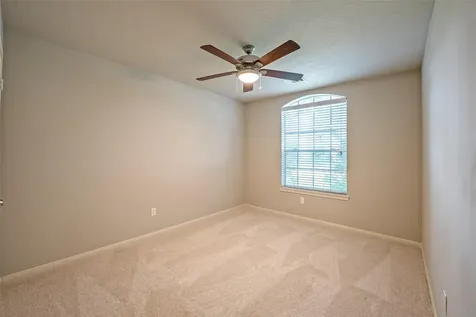 6103 Branch Lake Drive Houston TX 77066