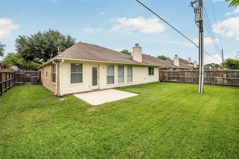 6103 Branch Lake Drive Houston TX 77066
