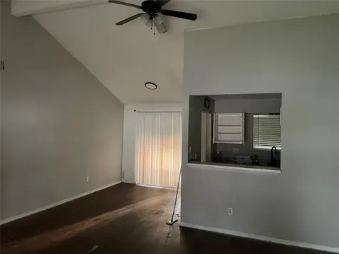 1026 W Brompton Drive W Pearland TX 77584