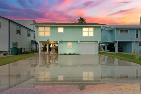2 S Sandpiper Street La Marque TX 77568