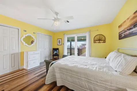 2 S Sandpiper Street La Marque TX 77568