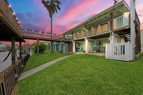 2 S Sandpiper Street La Marque TX 77568