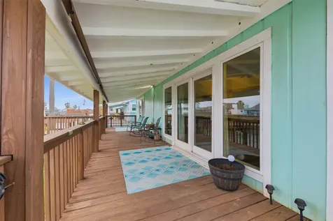 2 S Sandpiper Street La Marque TX 77568
