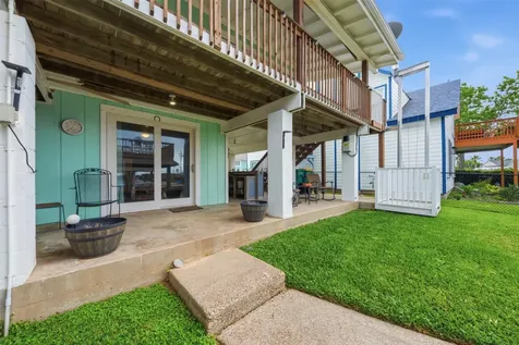 2 S Sandpiper Street La Marque TX 77568