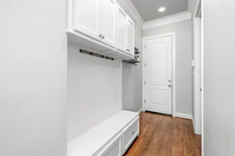 1631 Du Barry Lane Houston TX 77018