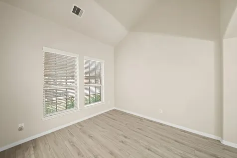 12923 Pecan Shores Drive Houston TX 77044