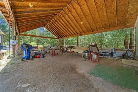 384 County Road 3295 Cleveland TX 77327