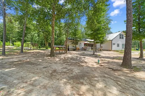 384 County Road 3295 Cleveland TX 77327