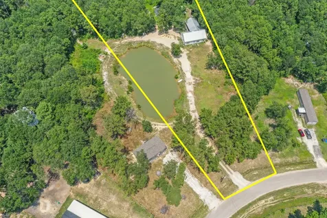 384 County Road 3295 Cleveland TX 77327