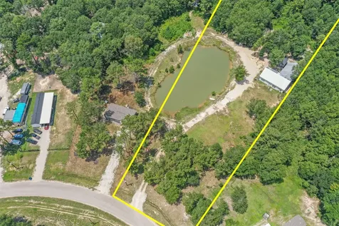 384 County Road 3295 Cleveland TX 77327