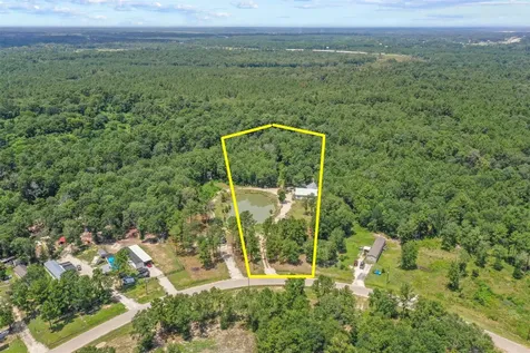 384 County Road 3295 Cleveland TX 77327