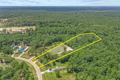 384 County Road 3295 Cleveland TX 77327