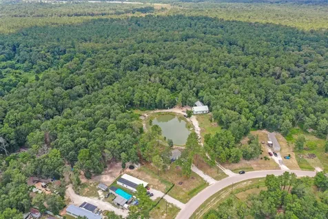 384 County Road 3295 Cleveland TX 77327