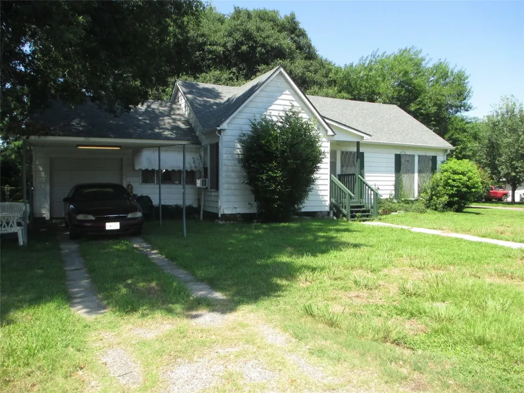 606 E Humble Street Baytown TX 77520