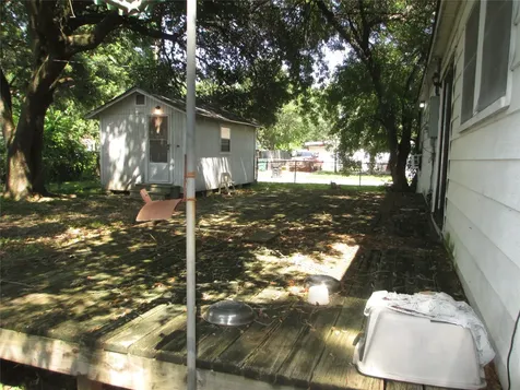 606 E Humble Street Baytown TX 77520