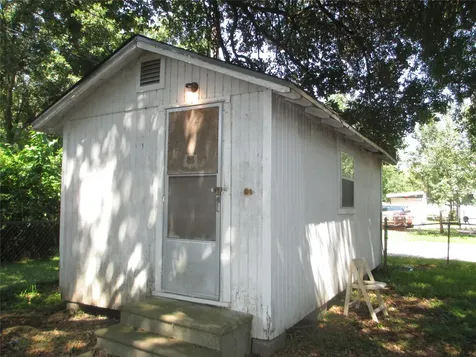 606 E Humble Street Baytown TX 77520