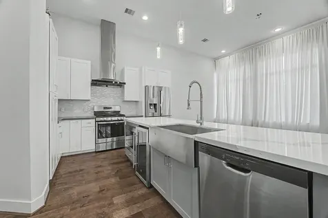 1226 W 26th Street Houston TX 77008