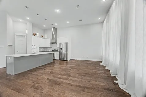 1226 W 26th Street Houston TX 77008