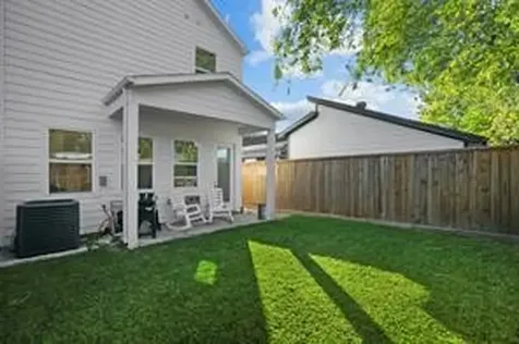 5317 Jefferson Street Houston TX 77023
