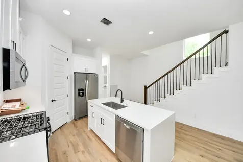 8313 Venus Street Houston TX 77088