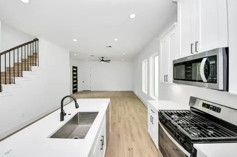 8313 Venus Street Houston TX 77088