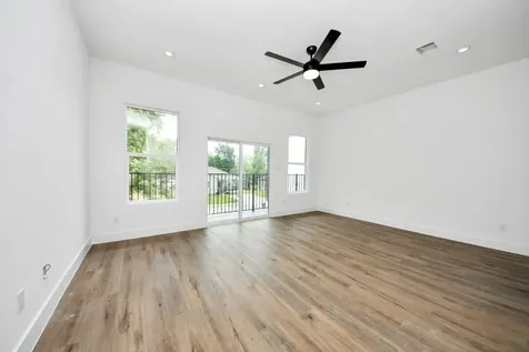8313 Venus Street Houston TX 77088