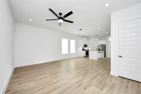 8313 Venus Street Houston TX 77088