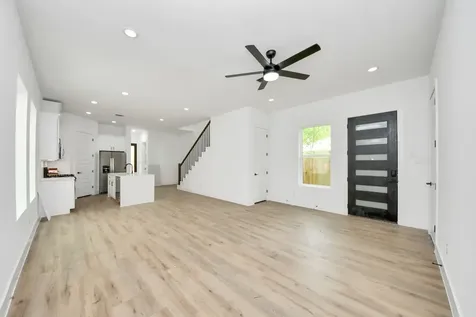 8313 Venus Street Houston TX 77088