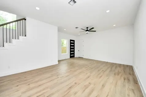 8313 Venus Street Houston TX 77088