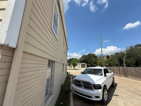 1414 East Avenue A Katy TX 77493