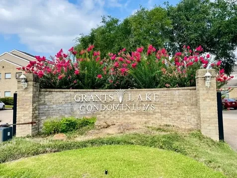 2710 Grants Lake Boulevard C11 Sugar Land TX 77479