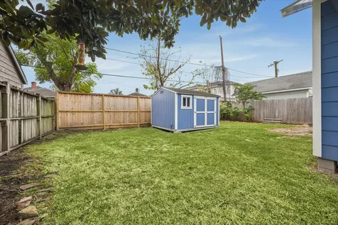 1124 Dunbar Street Houston TX 77009