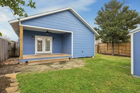 1124 Dunbar Street Houston TX 77009