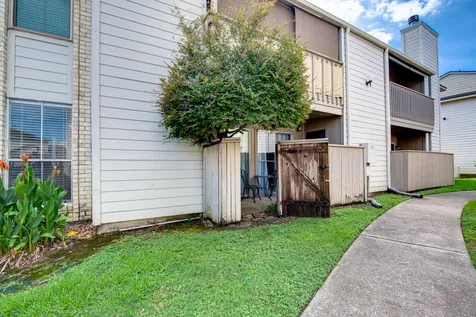 3919 Fairmont Parkway 177 Pasadena TX 77504