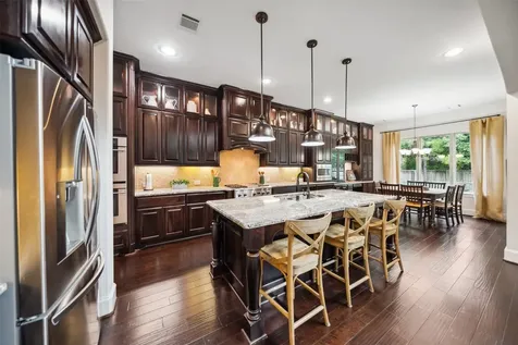 18 Star Iris Place Tomball TX 77375