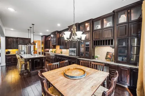 18 Star Iris Place Tomball TX 77375