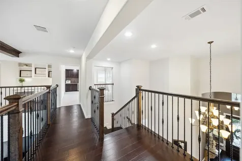 18 Star Iris Place Tomball TX 77375