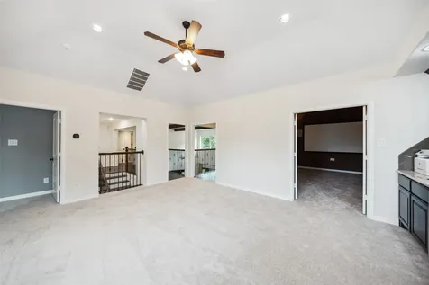 18 Star Iris Place Tomball TX 77375