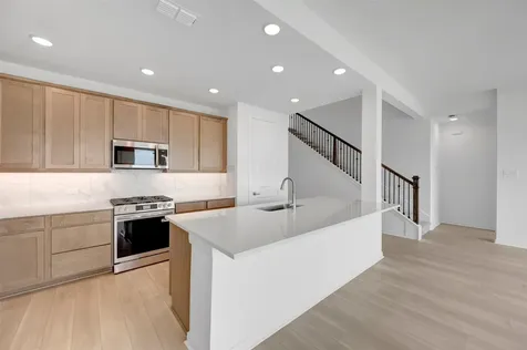 7133 Salt Dome Drive League City TX 77546