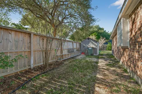 8207 Broken Timber Way Houston TX 77095