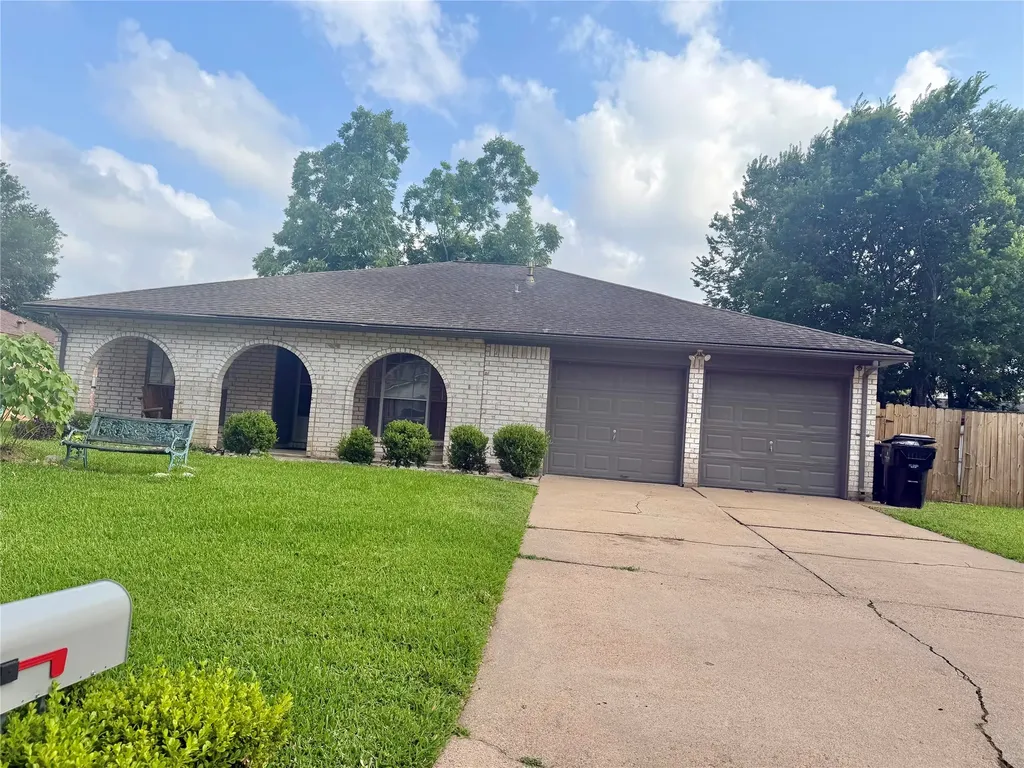 5319 Lincoln Town Drive Katy TX 77493